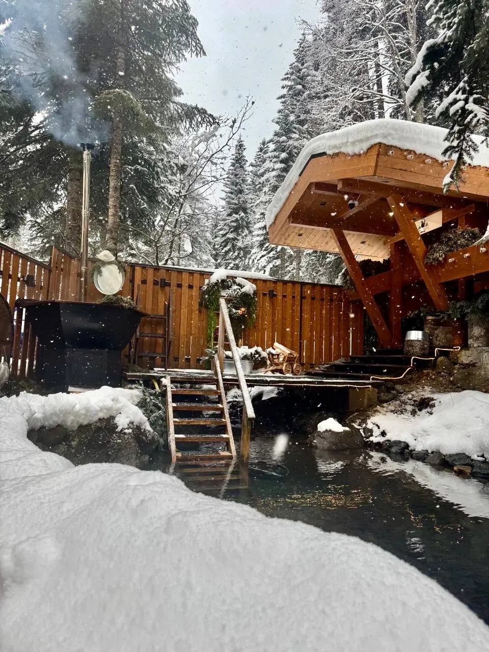 Отдых в бане с купелью и чаном