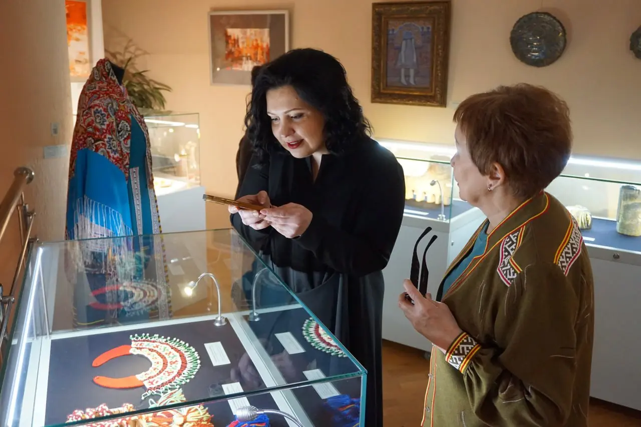 Выставка югорских художников Сибирский формат