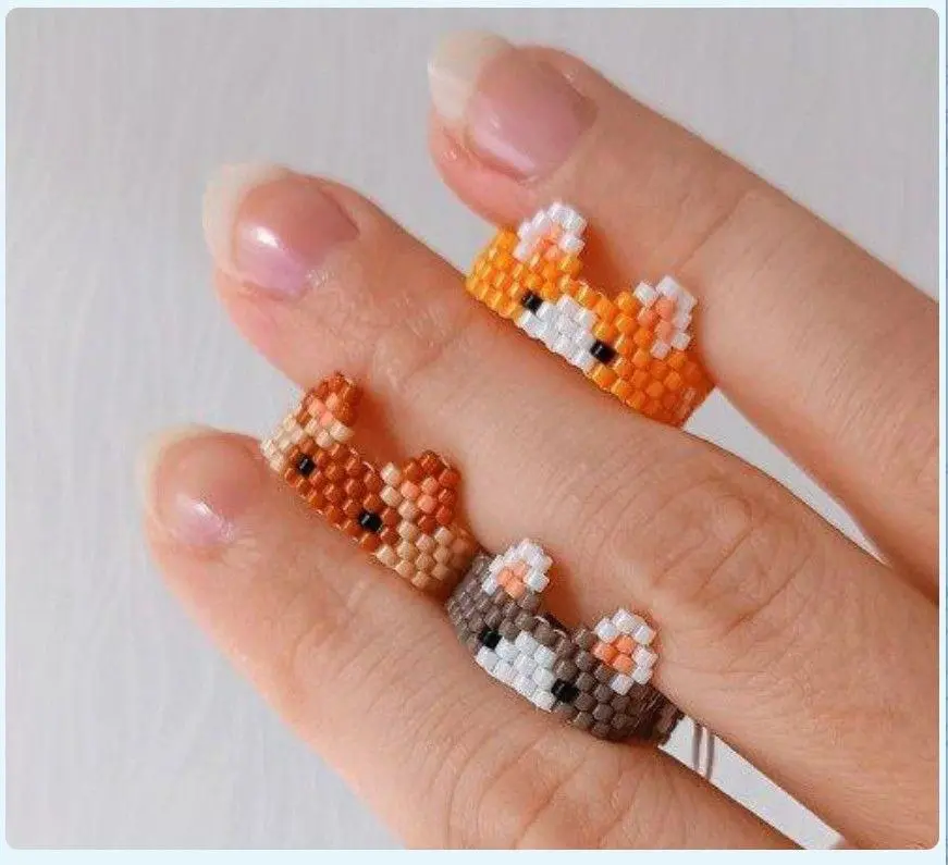 Детский мастер-класс по созданию волшебных колец из бисера