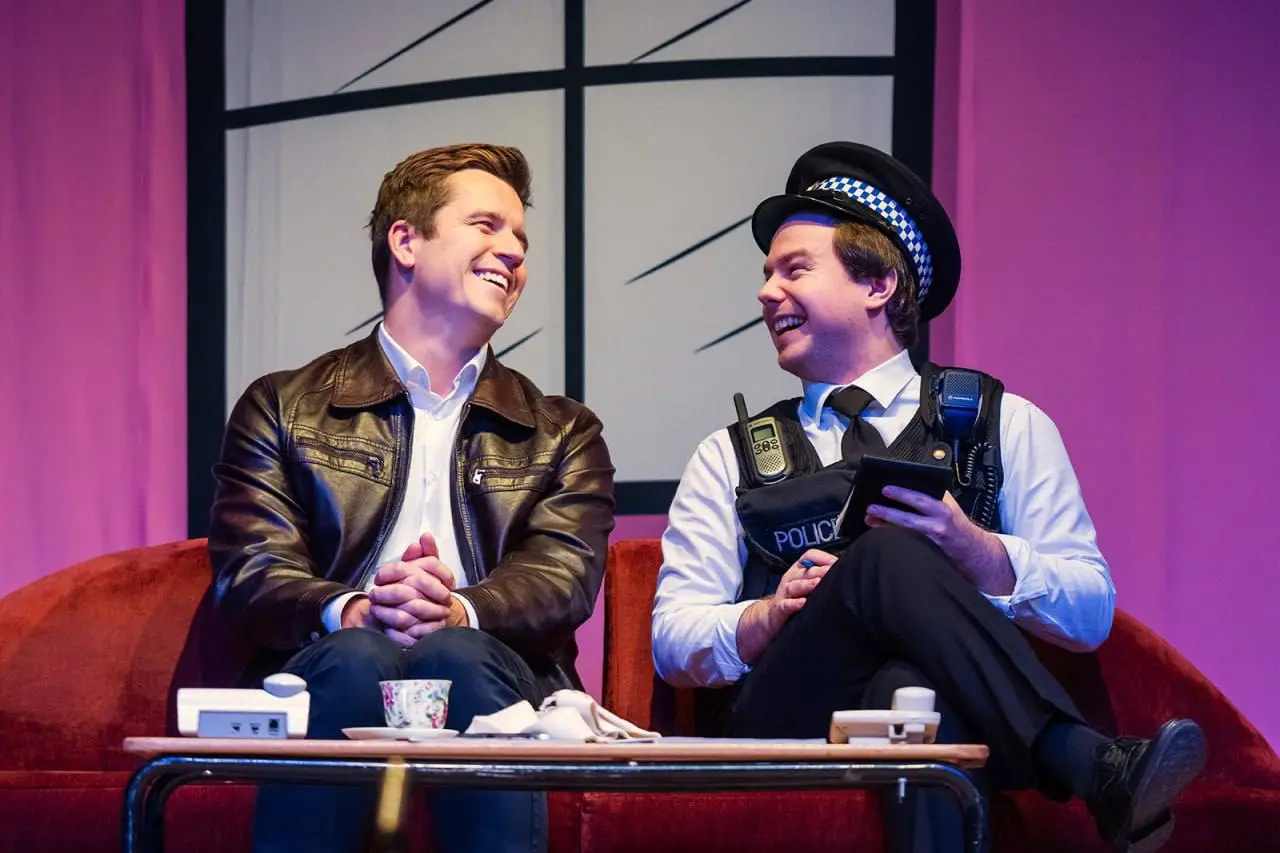 Спектакль Московского театра комедии "Слишком женатый таксист"