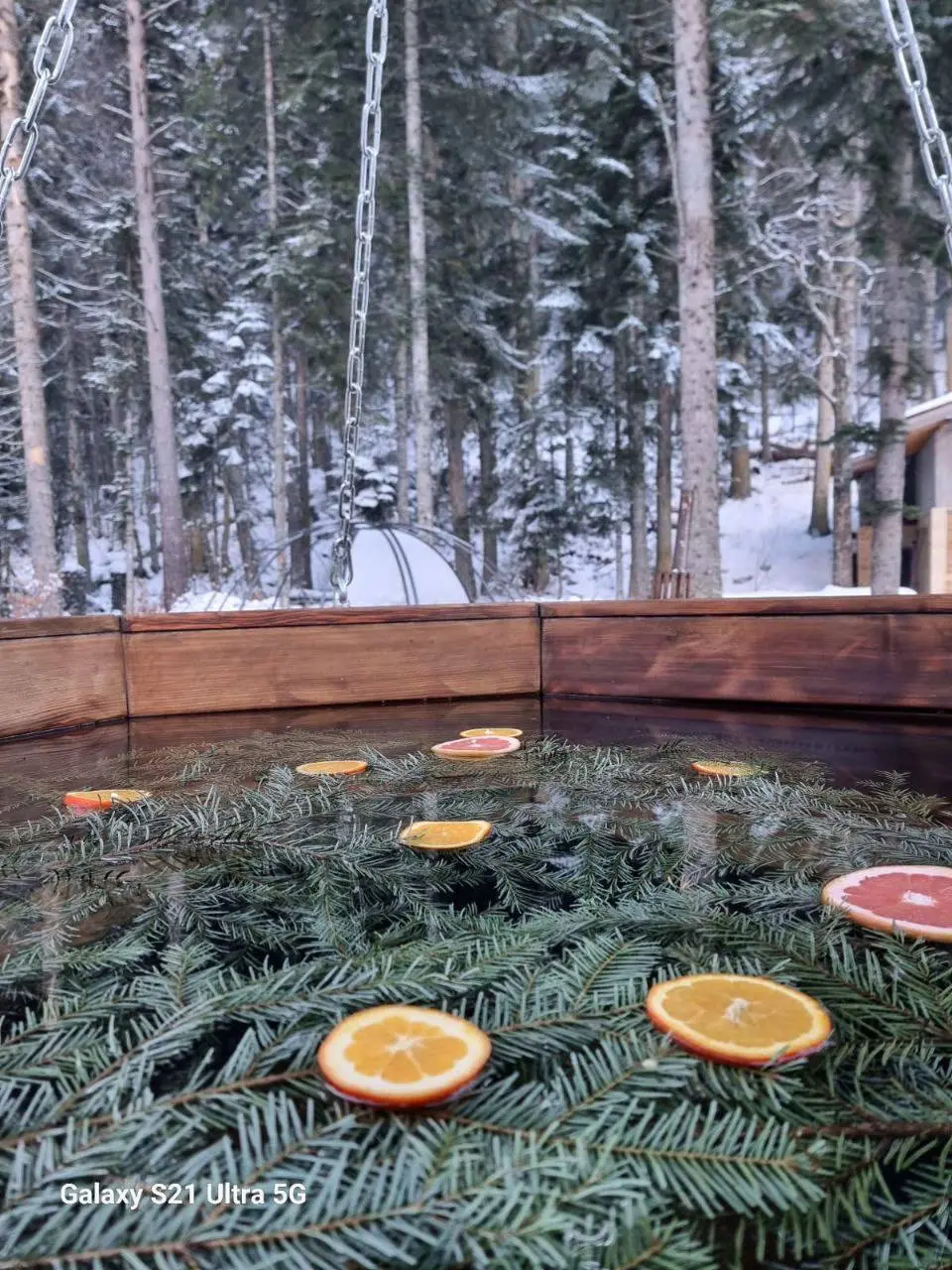 Отдых в русской бане с купелью и чанами