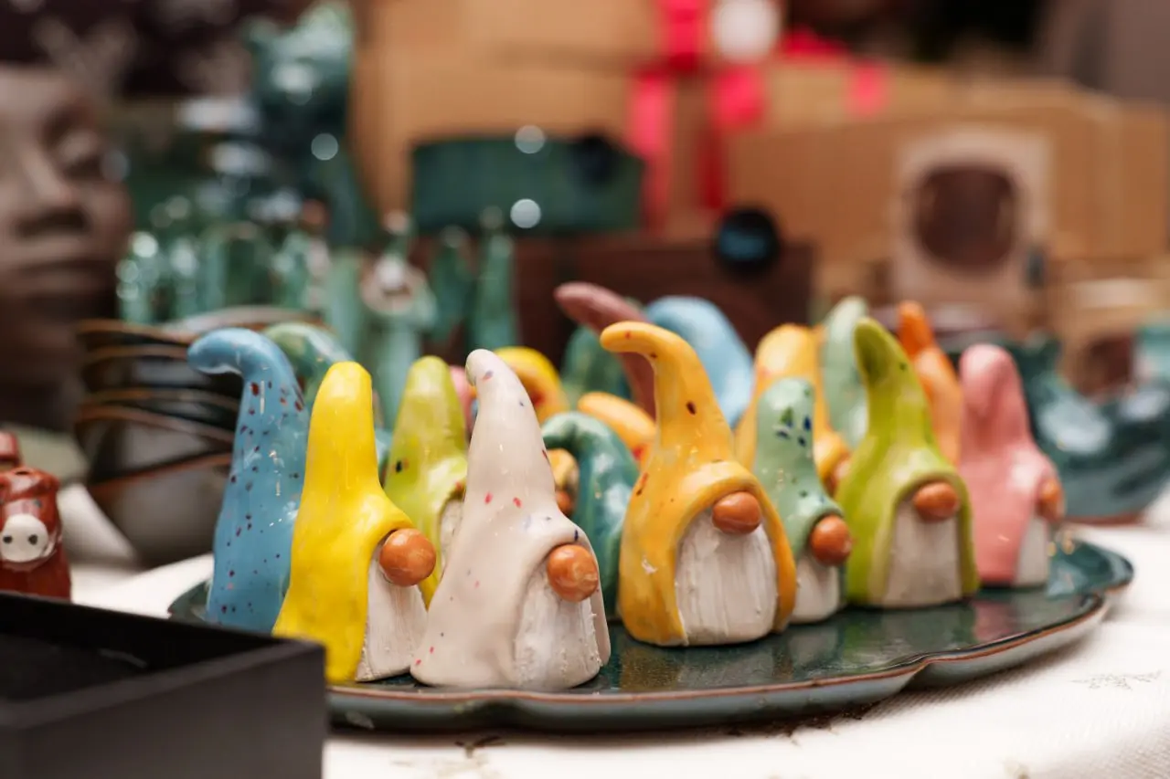 Новогодний маркет от местных мастеров