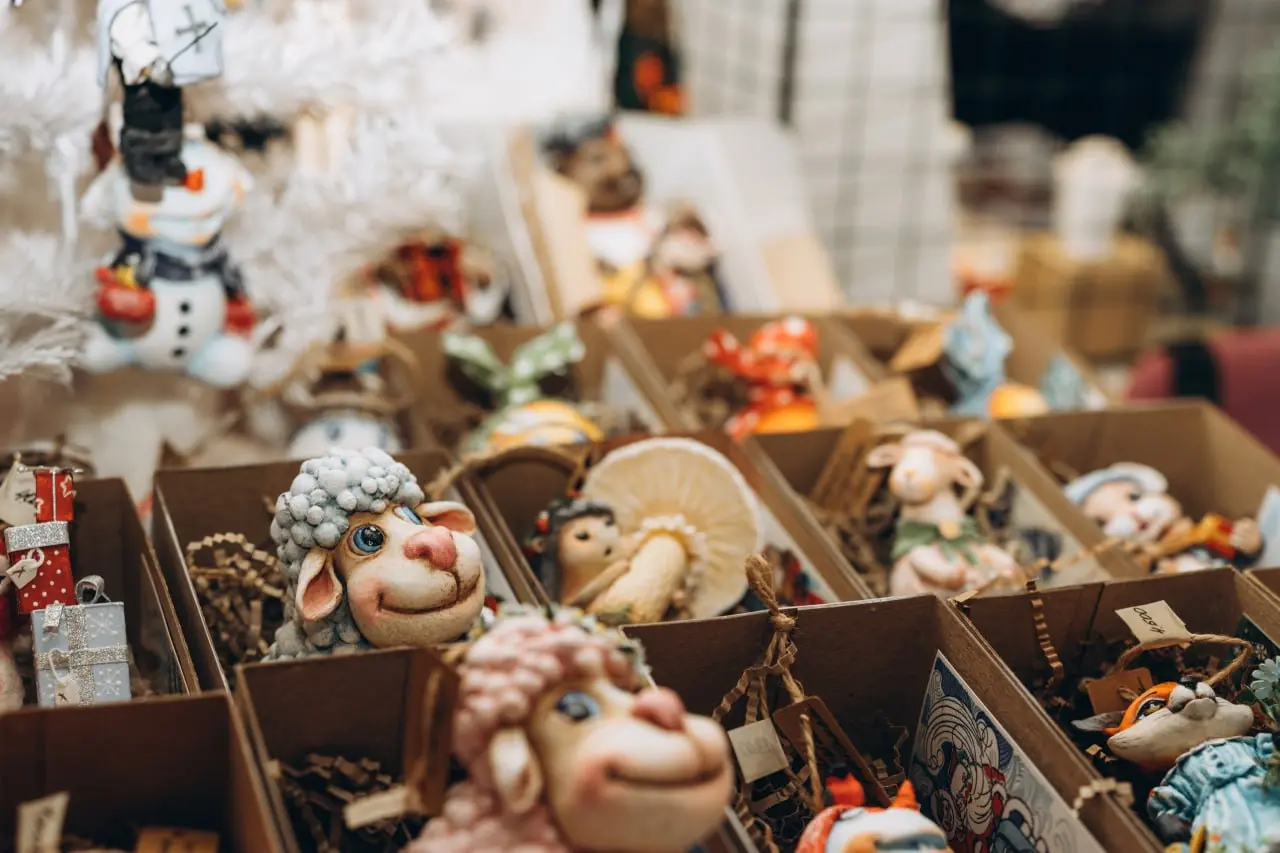 Новогодний маркет от местных мастеров