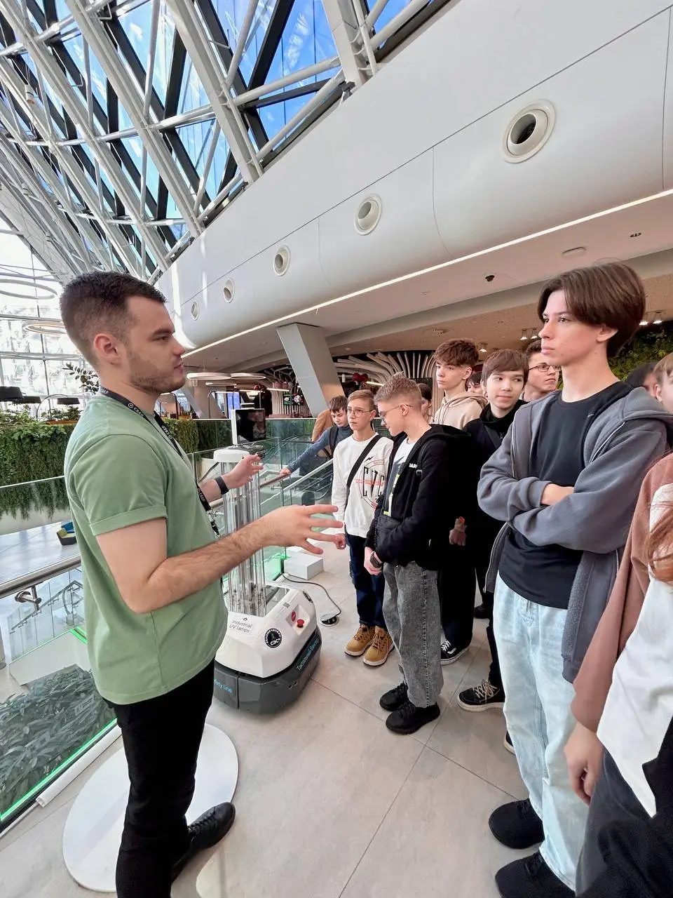 Экскурсия по штаб-квартире Сбера для подростков