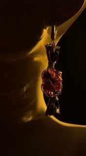 Выставка ювелирных изделий из янтаря