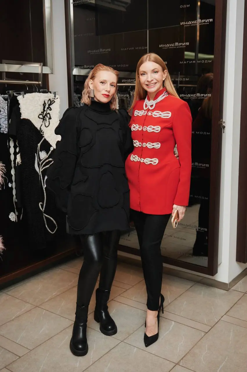 Pop-up store c одеждой и аксессуаров сибирских брендов