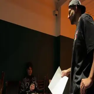 Концерт новогодних эморэп исполнителей