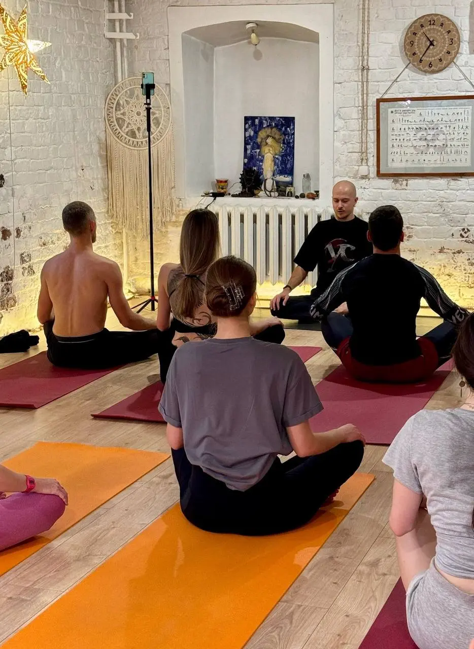 Групповые занятия йогой по методике FYSM