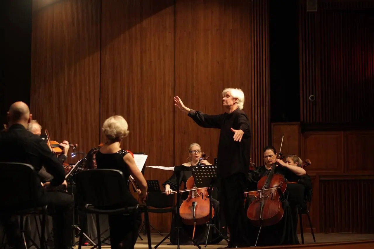 Концерт по теме Новогодний бал