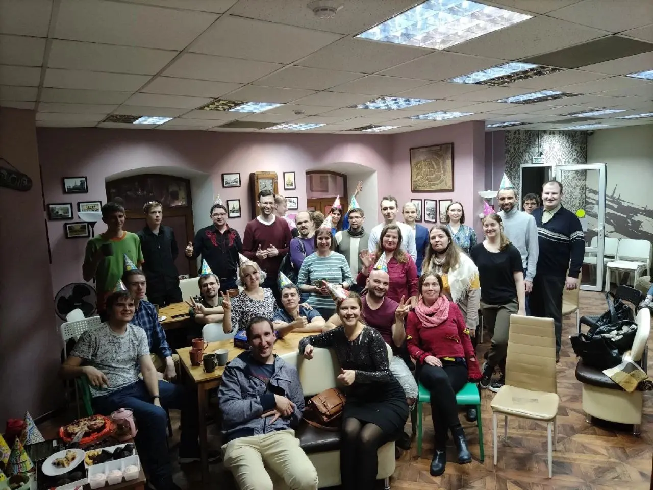 Встречи настологитарника: нетворкинг, караоке, квиз