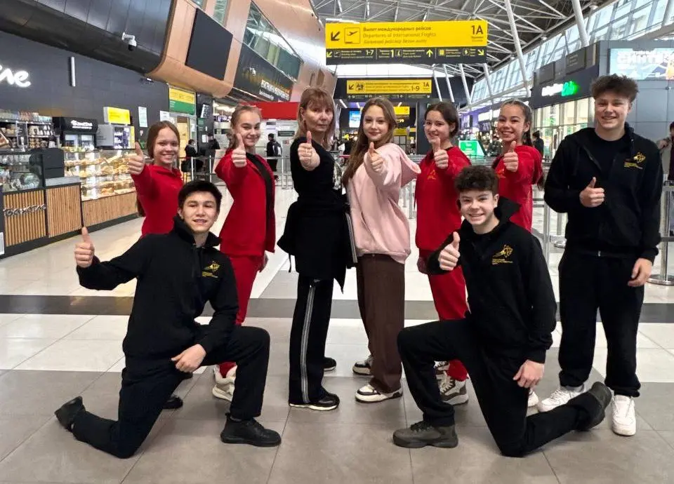 Выступление Детской цирковой школы в новогодней программе