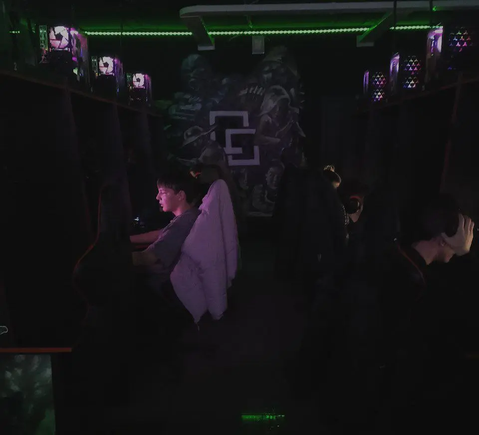 Игровая зона Cube Games