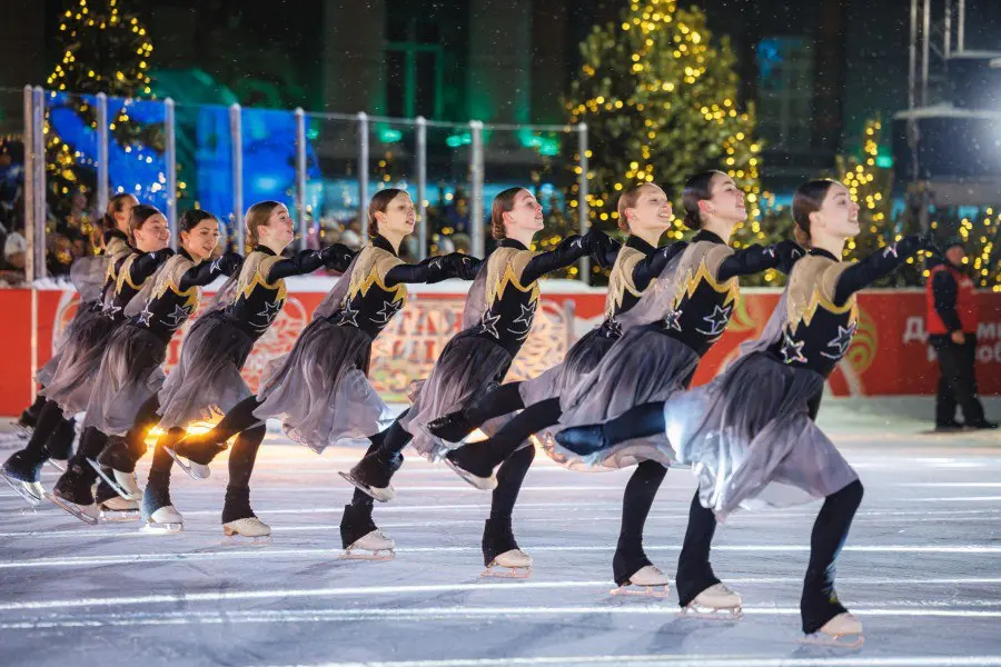 Серия выступлений на льду