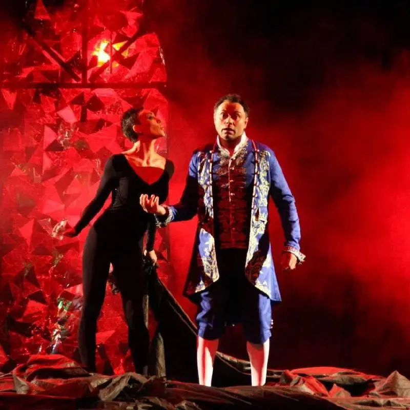 Спектакль Московского театра комедии Парфюмер