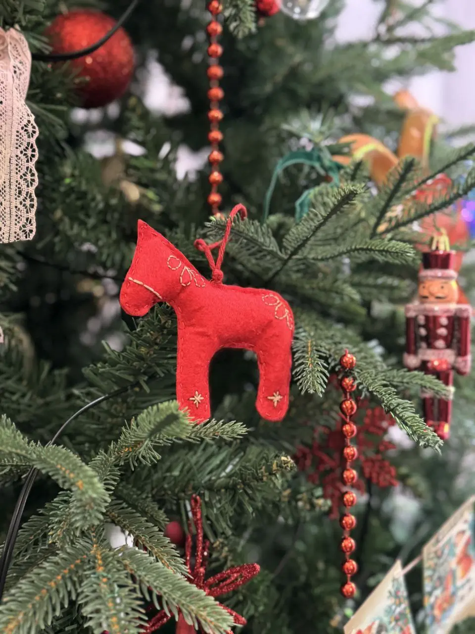 Музейное занятие по созданию фетровой елочной игрушки