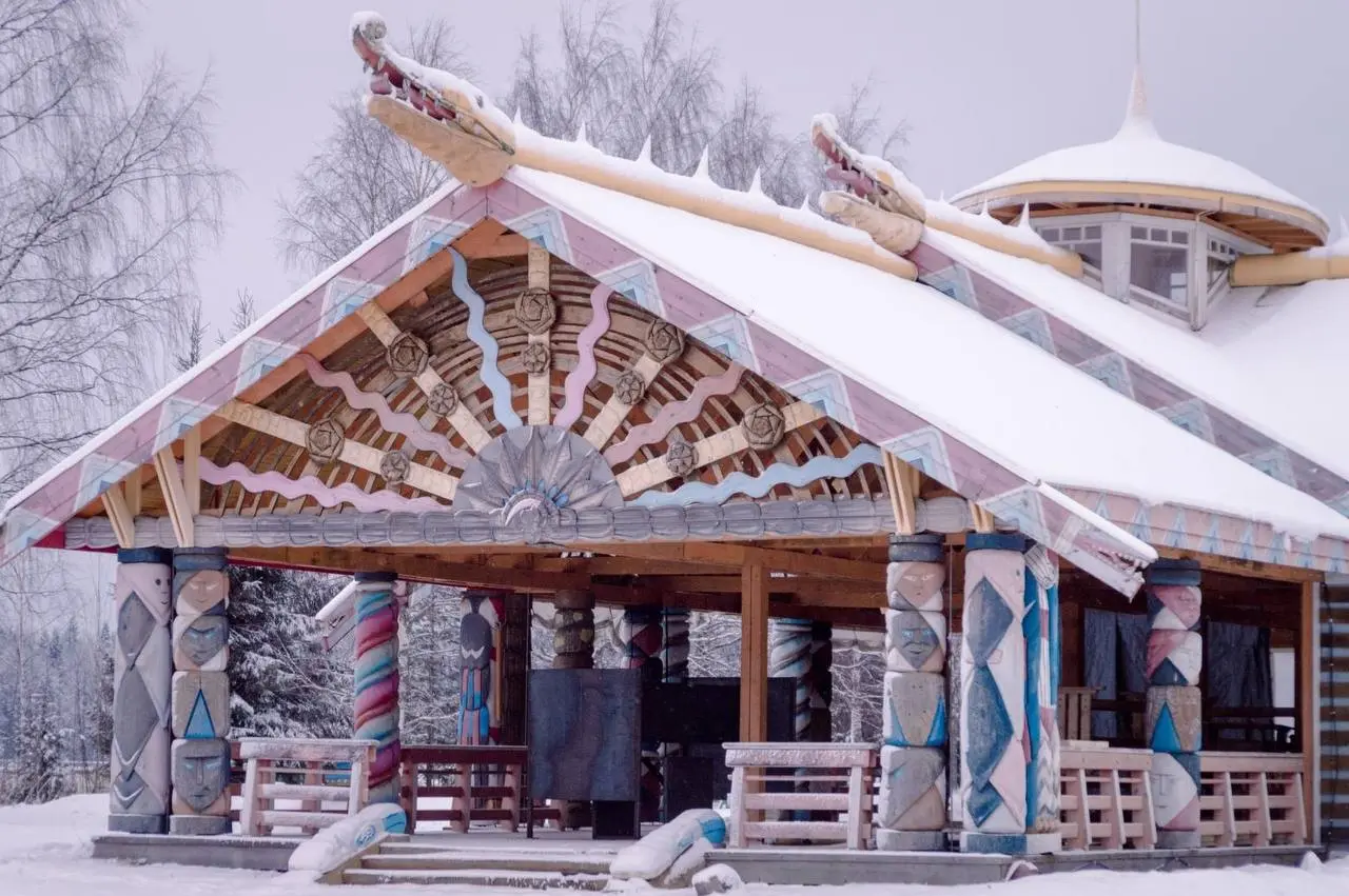 Однодневный тур в деревню Мандроги