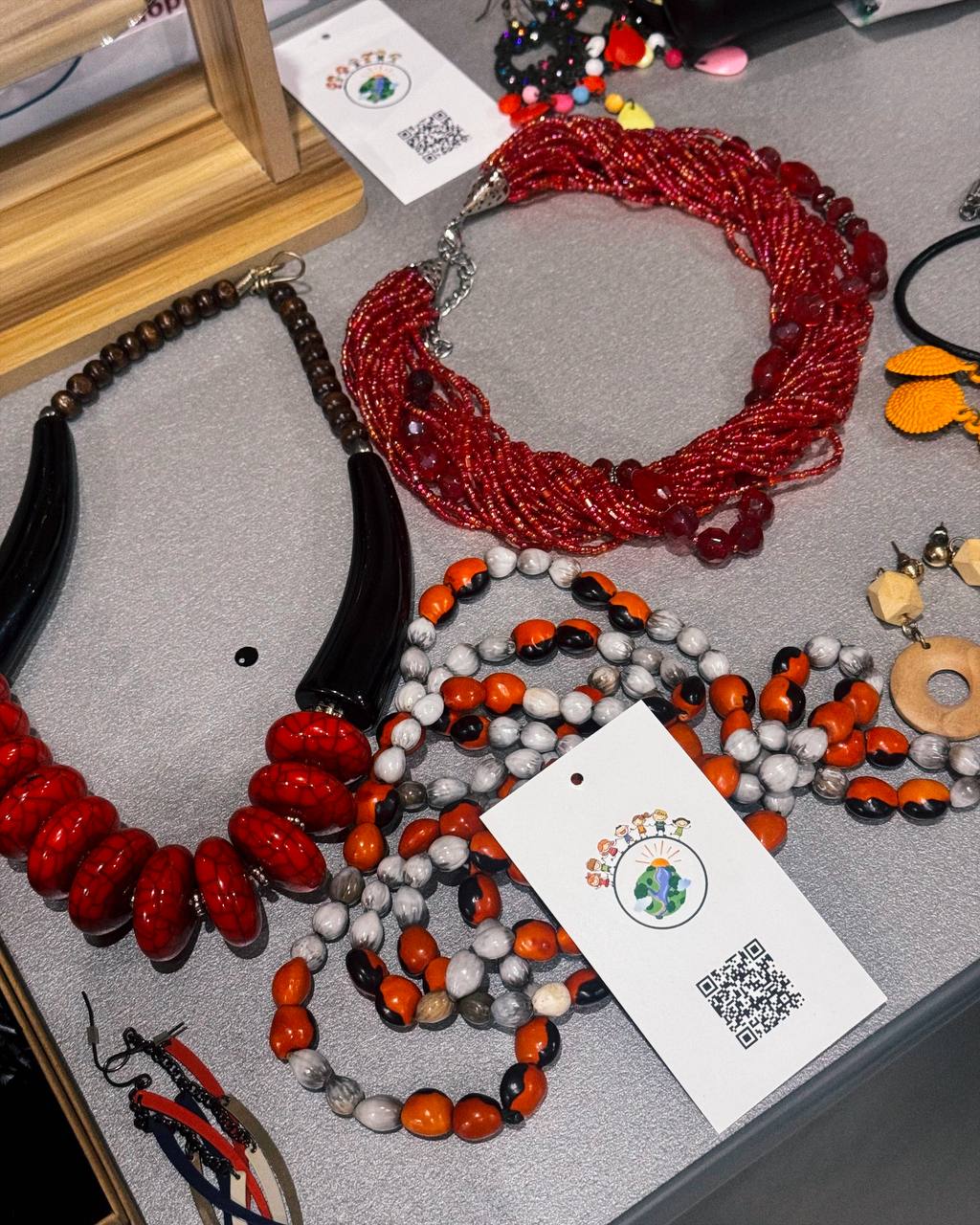 Новогодняя барахолка