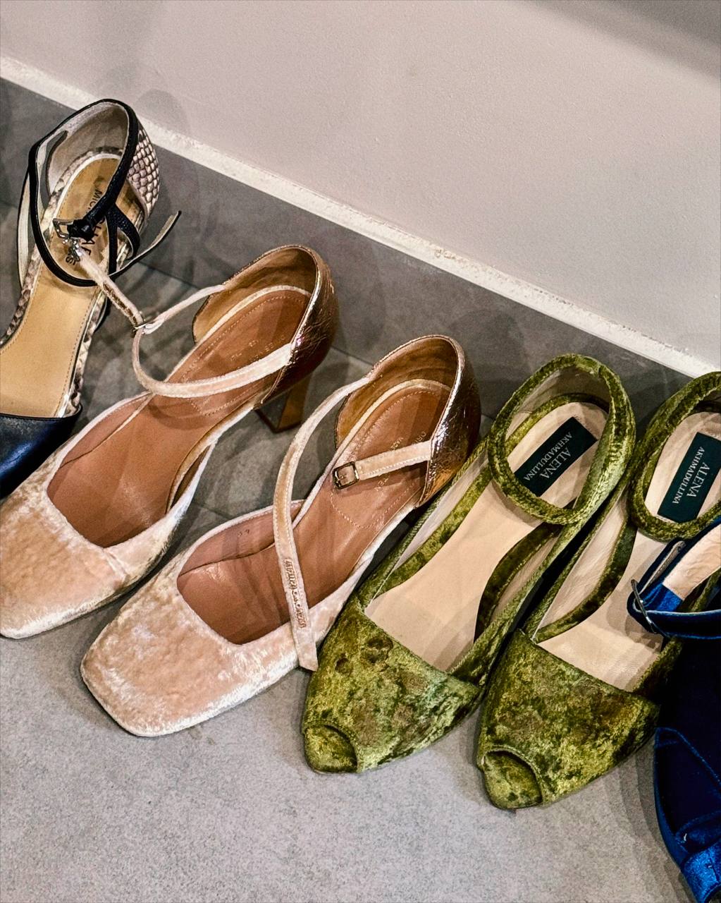 Новогодняя барахолка