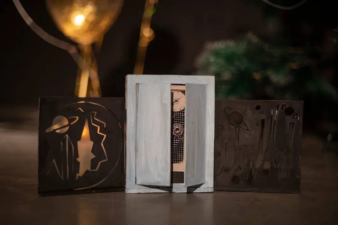 Спектакль "Всему своё время"