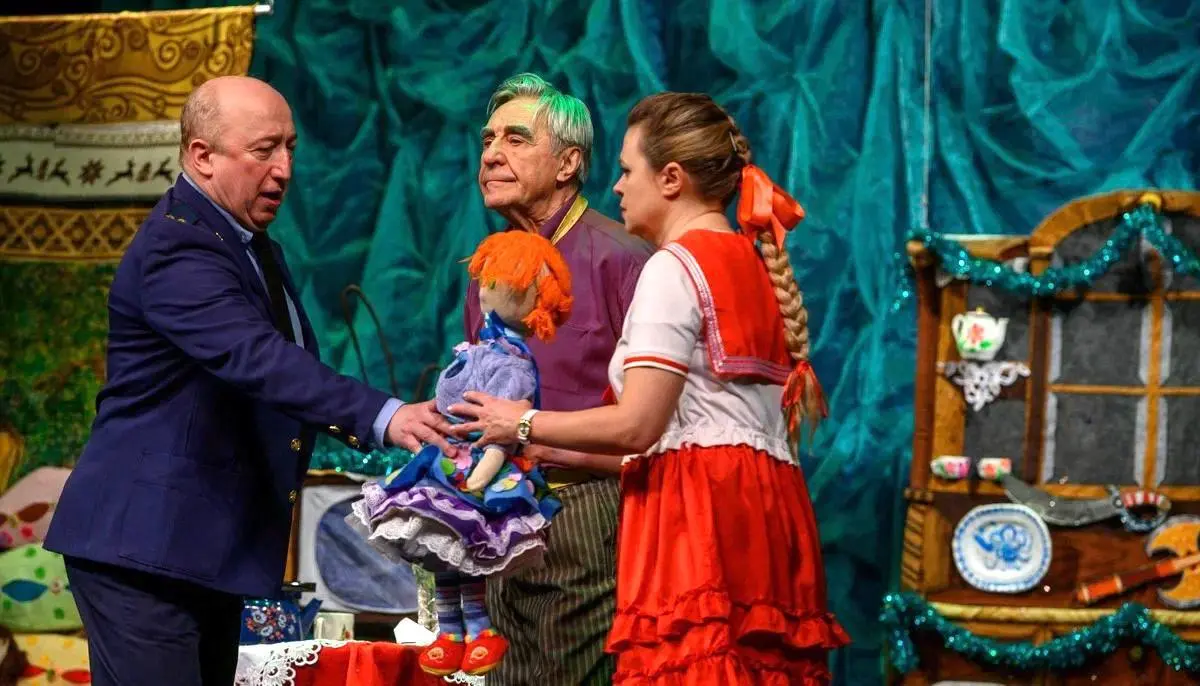 Спектакль Дочкины папы