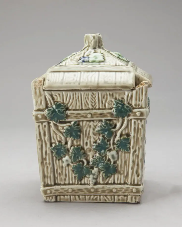 Викторина о фаянсовой фигурке