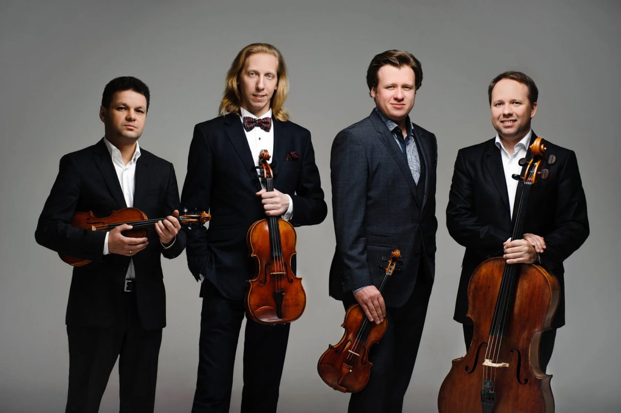 Звуки Рождества: Квартет им. Давида Ойстраха в Сиянии Тысячи Свечей
