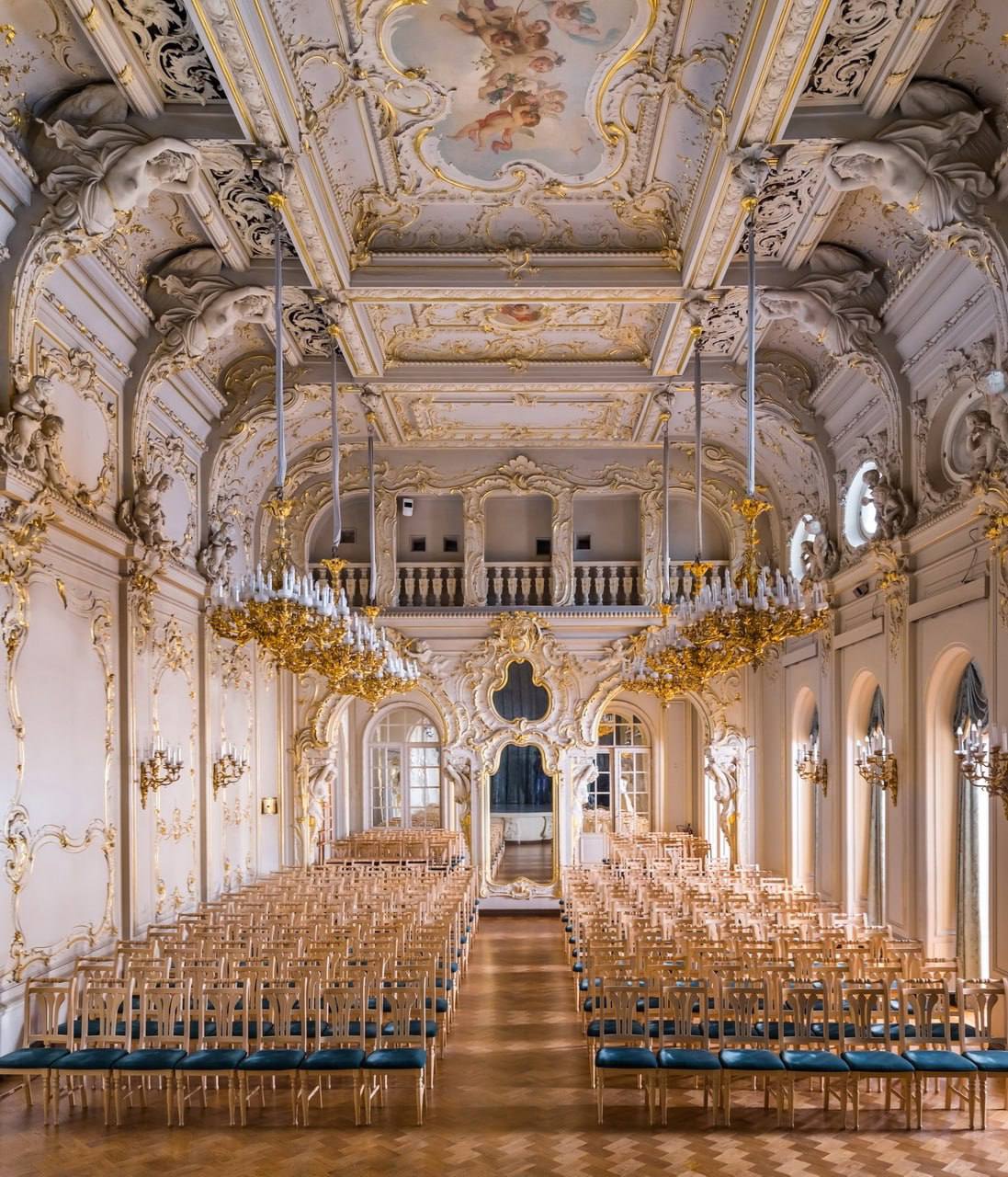 Концерт с экскурсией «Новогодний Штраус-гала»