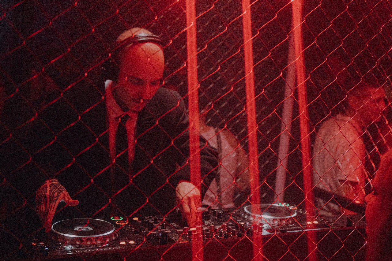 Большой шойкейс резидентов клуба