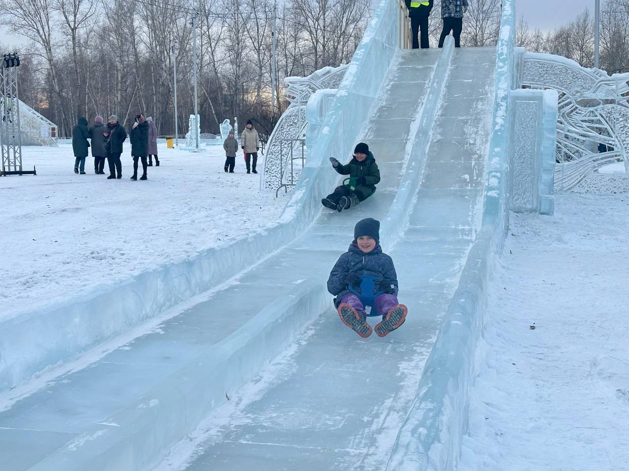 Ледовый городок открыт