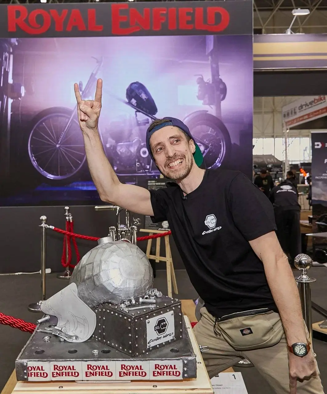 Выставка "Кастом особого назначения"