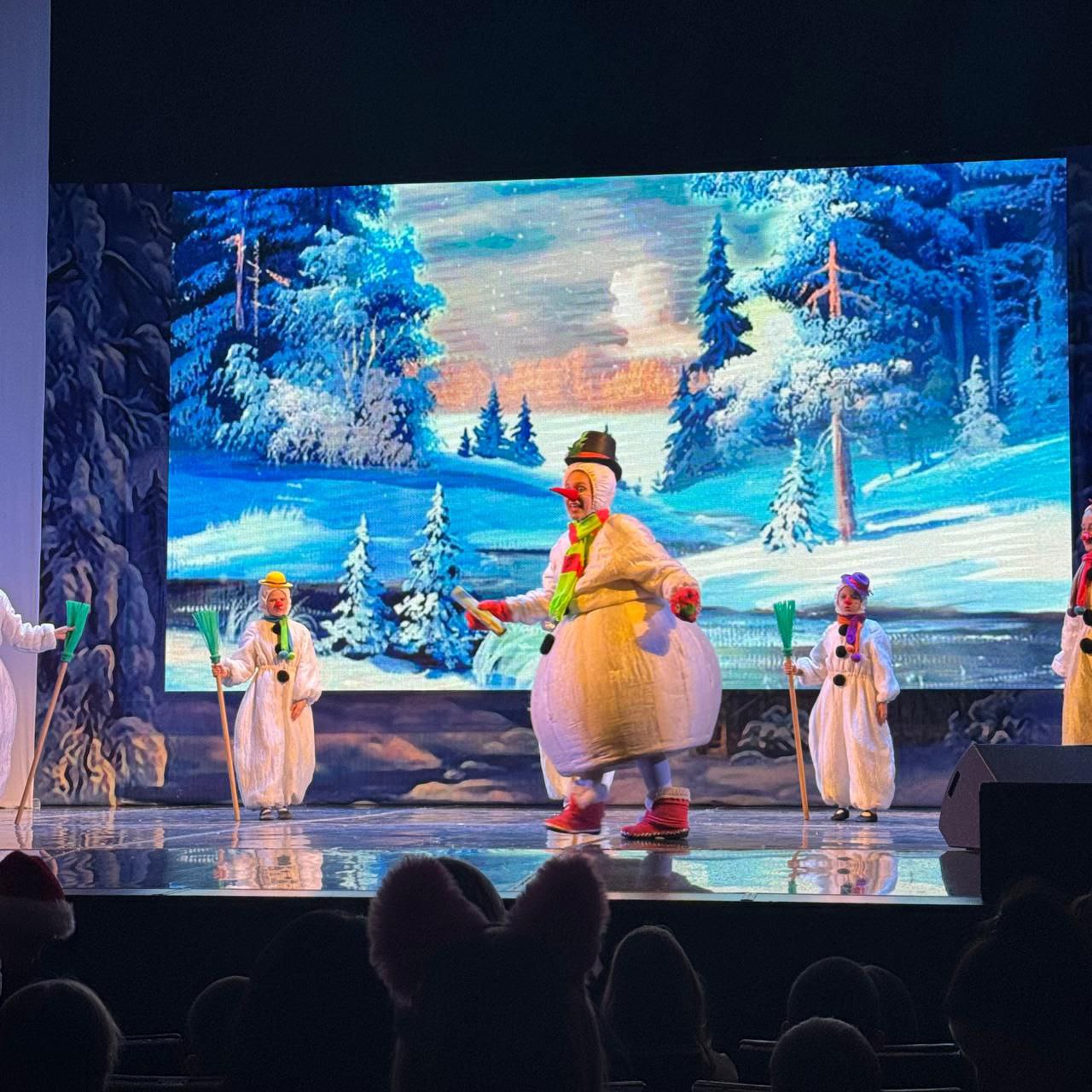 Новогодняя ёлка в Доме офицеров