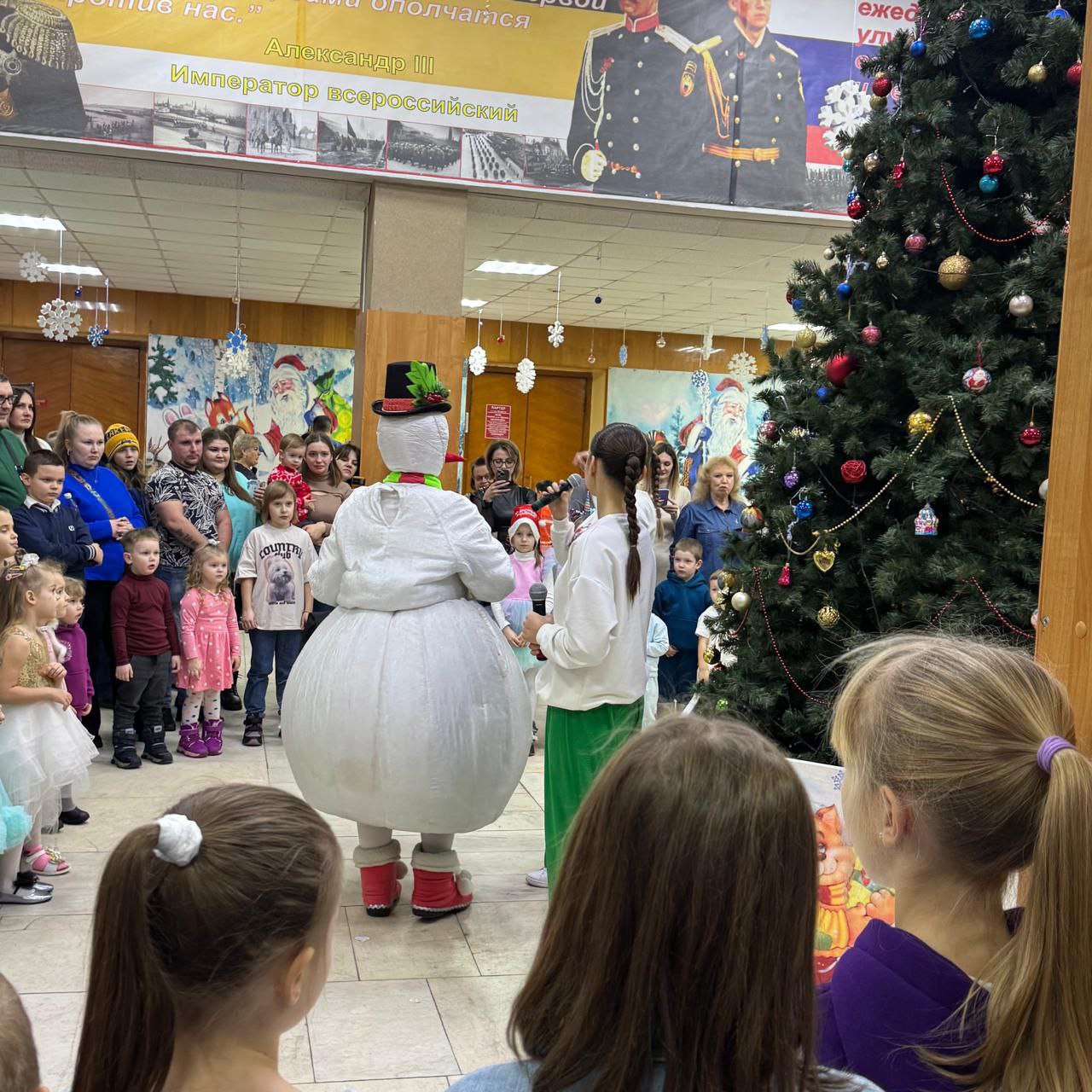 Новогодняя ёлка в Доме офицеров