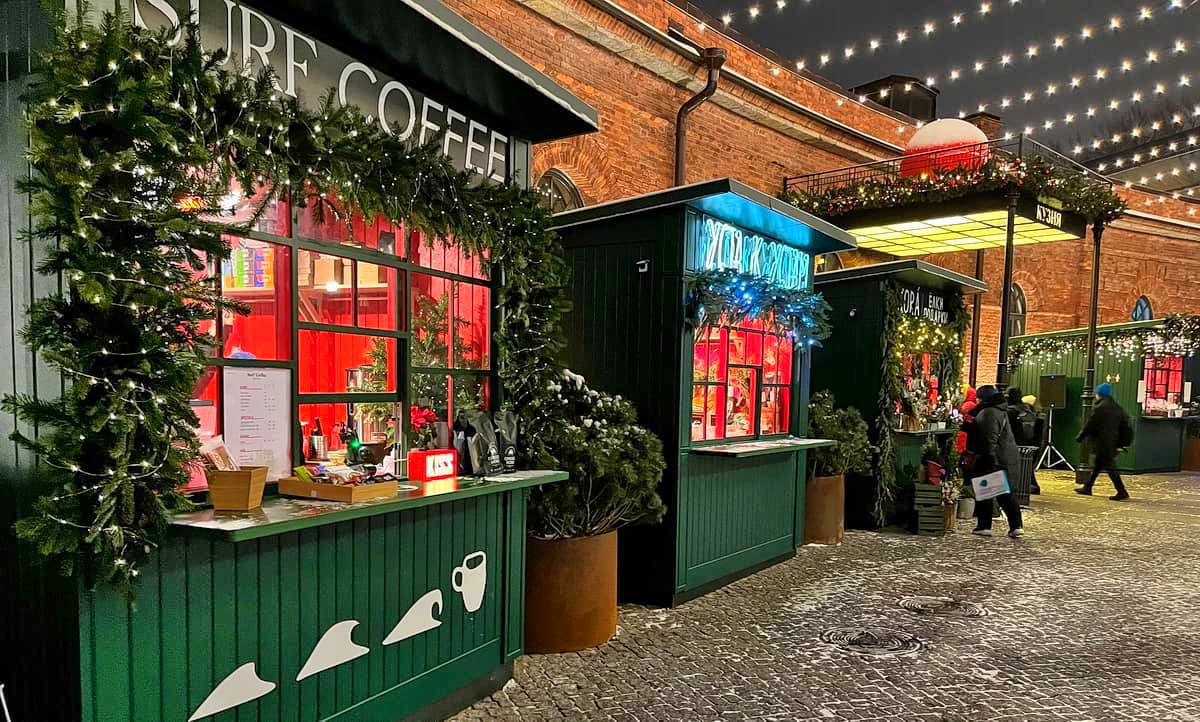 Топ мест для тех, у кого всё ещё нет новогоднего настроения