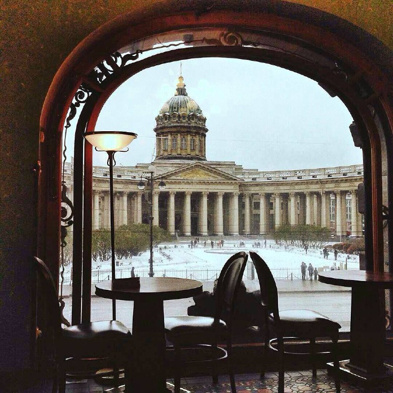 Топ мест для тех, у кого всё ещё нет новогоднего настроения