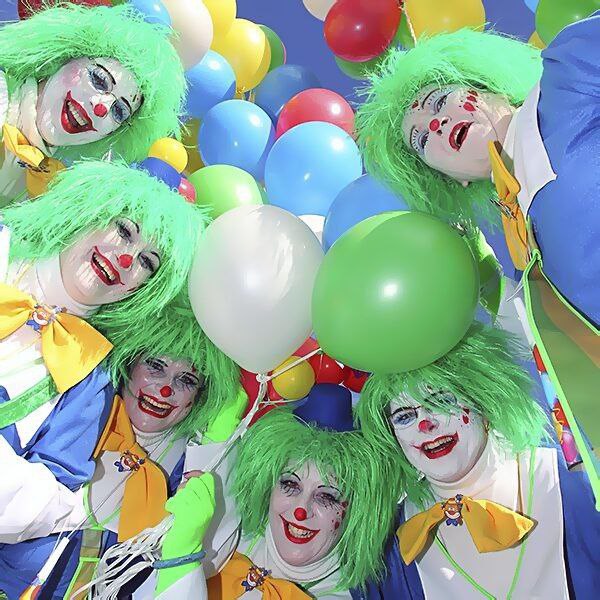 Надувное шоу «Новогодняя феерия. Волшебные краски»