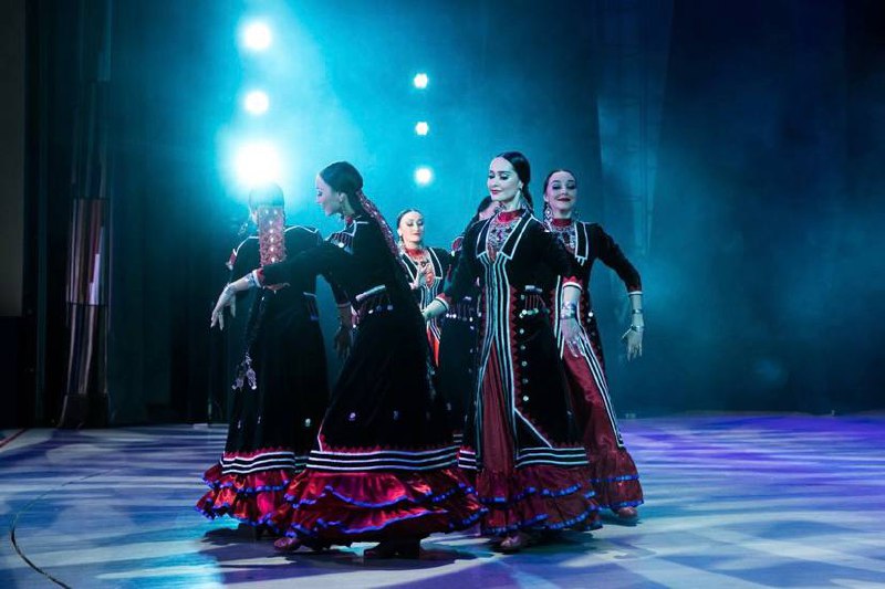 Вихрь танца в Рождество