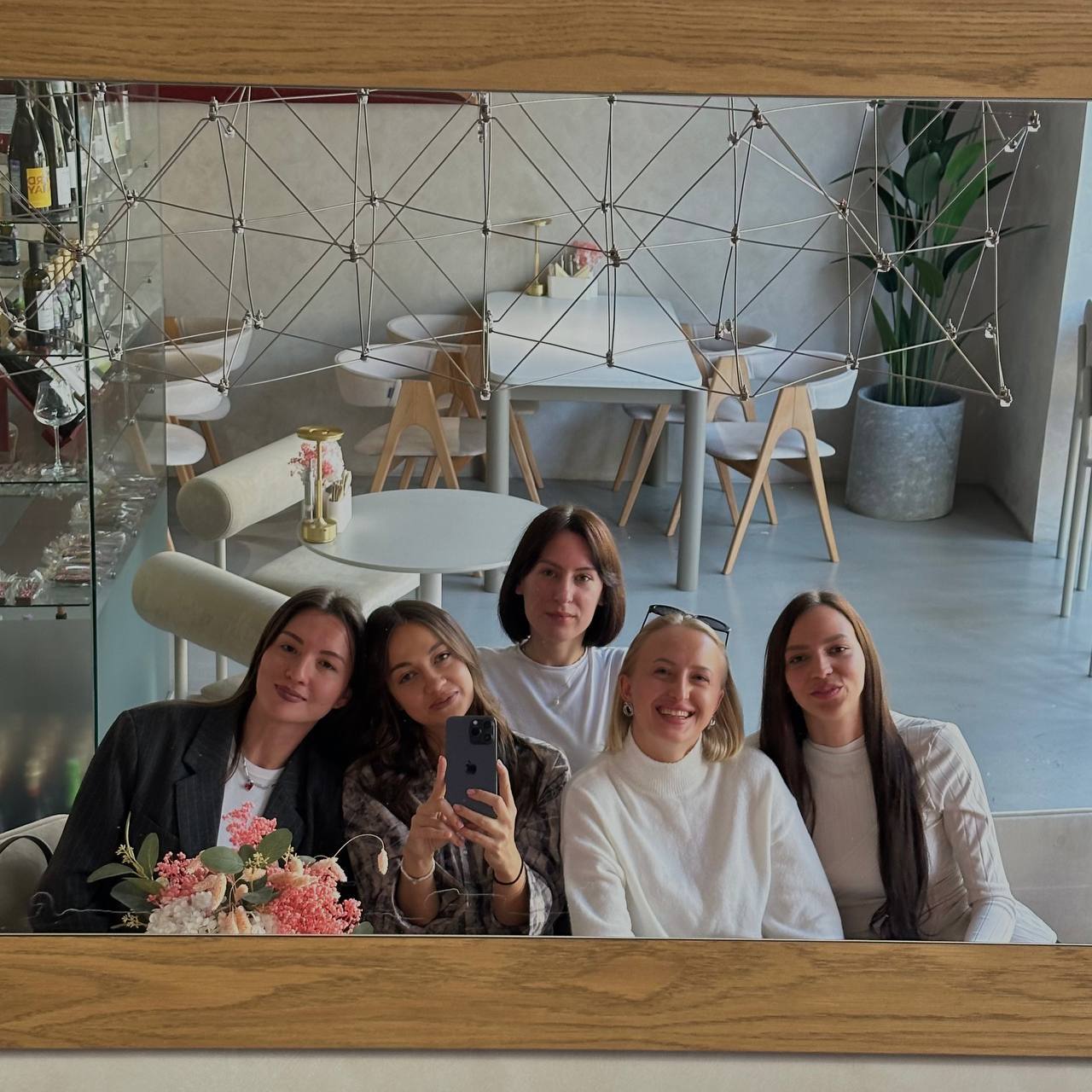 Психологический воркшоп, Завтрак подруг, Цветочный мастер-класс, Психологический воркшоп, Шоколадный мастер-класс