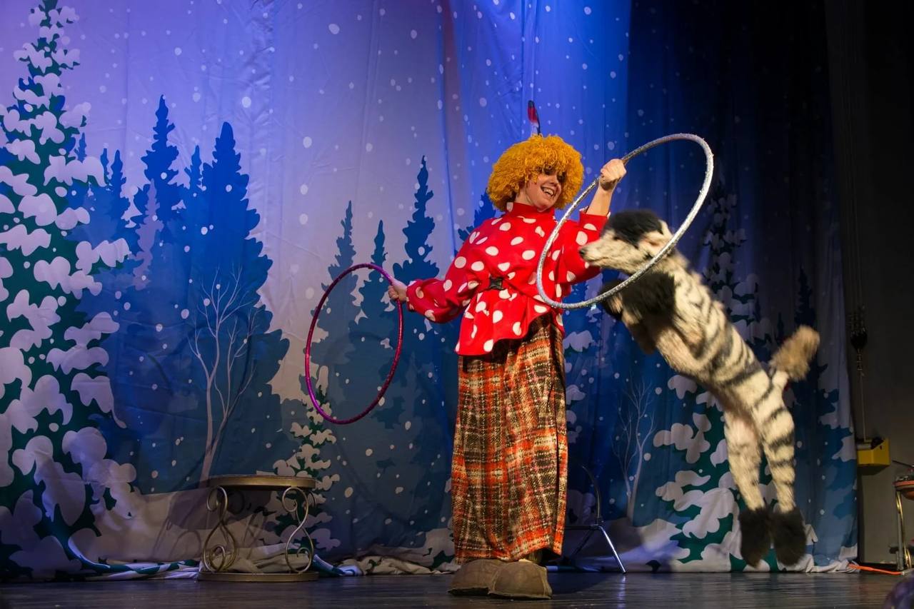 Бесплатная цирковая елка «Приключение Машеньки в новогоднем лесу»