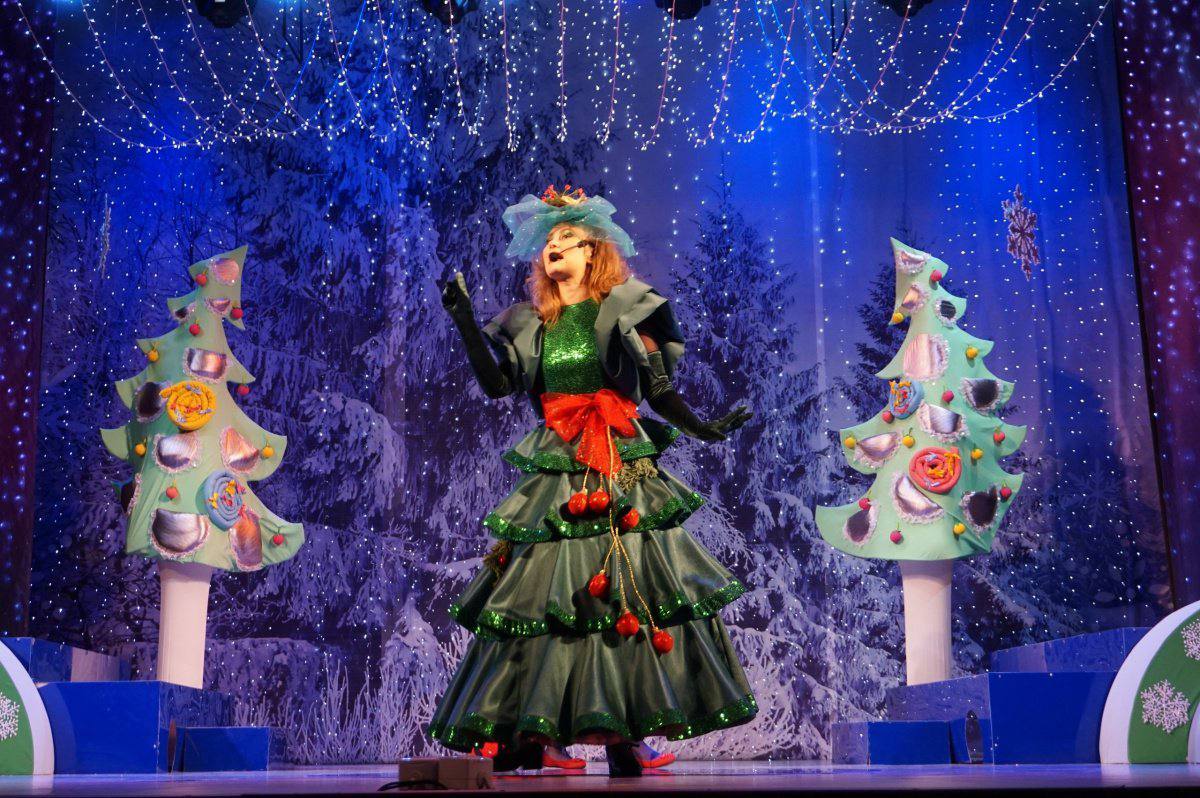 Бесплатная цирковая елка «Приключение Машеньки в новогоднем лесу»