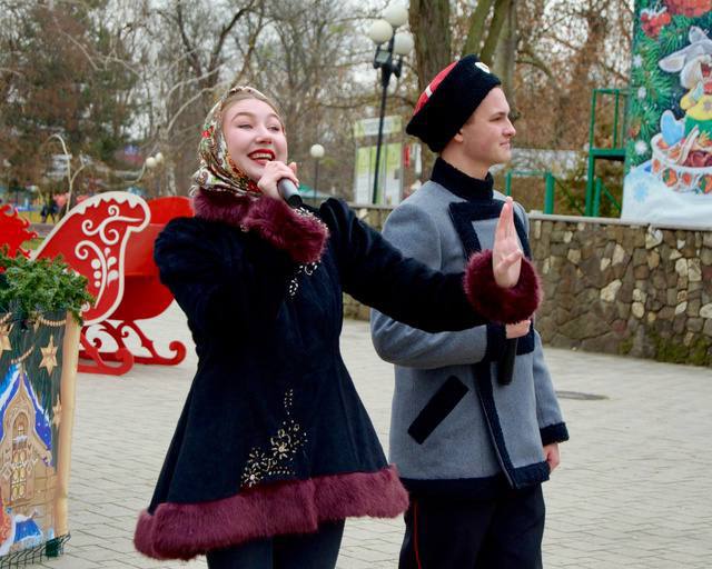 Тематические мероприятия на центральных площадках городских парков