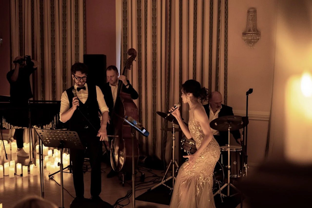 Джаз во дворце: Магия музыки в сиянии тысячи свечей