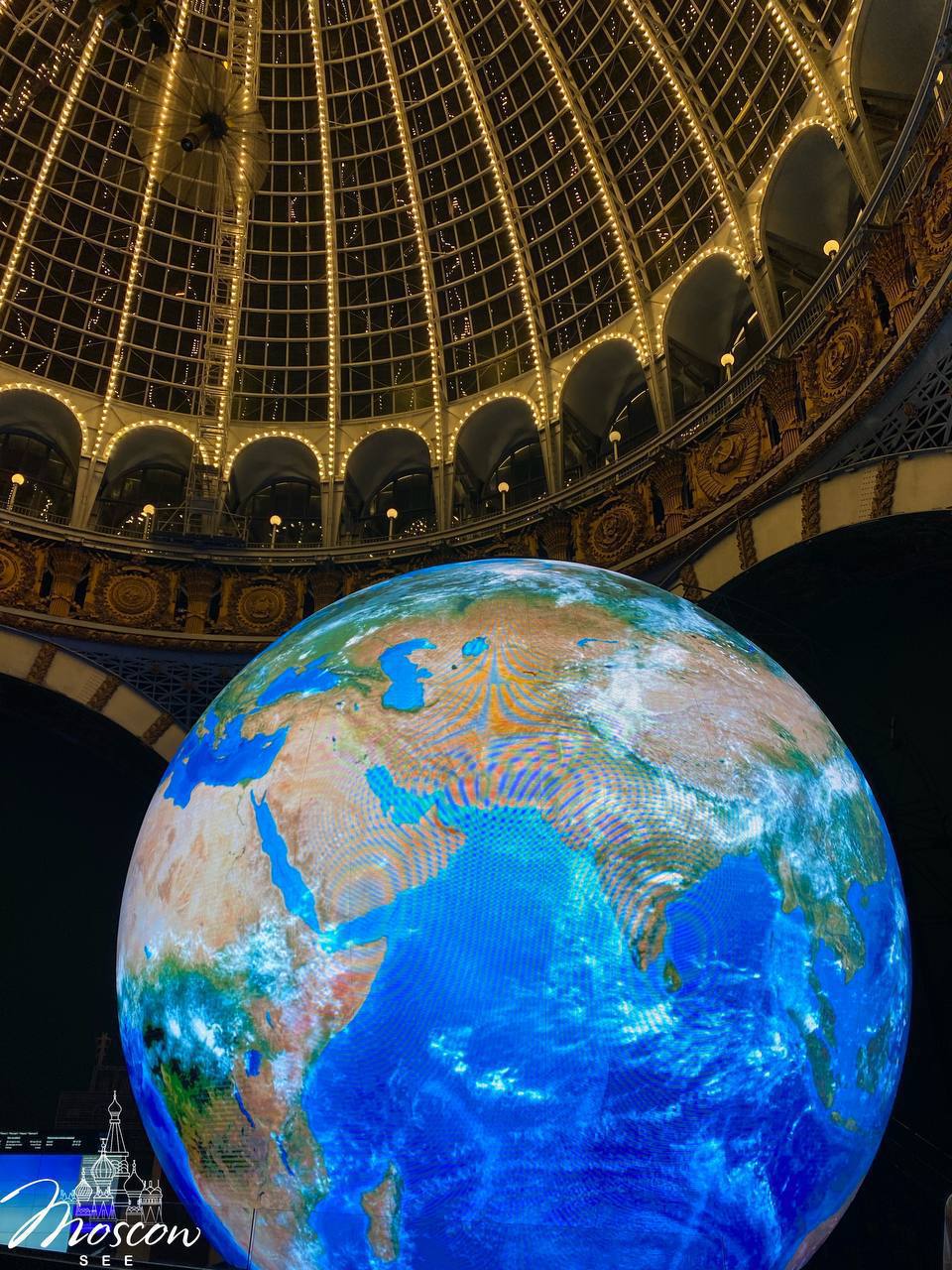 Экскурсии в павильон Космос