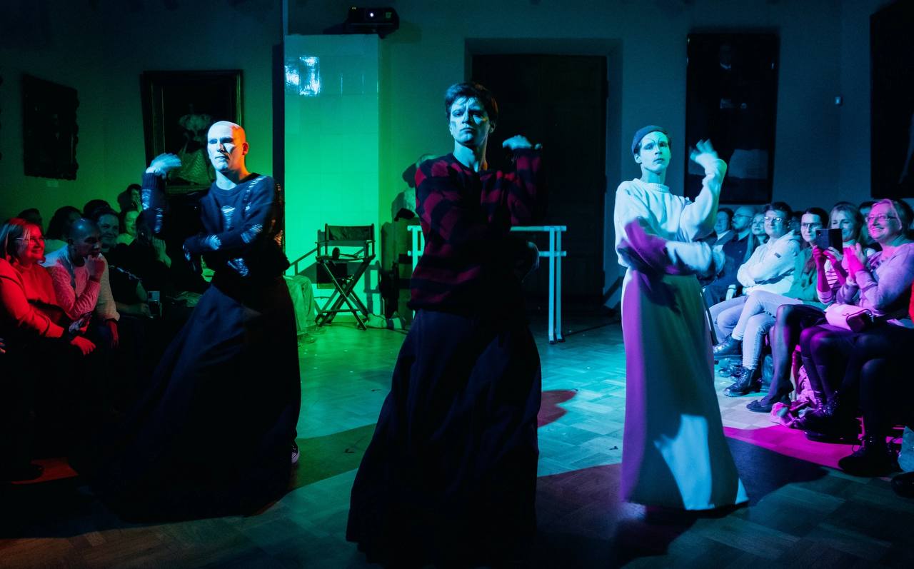 Спектакль Дмитрия Крестьянкина «Ещё один, Карл»