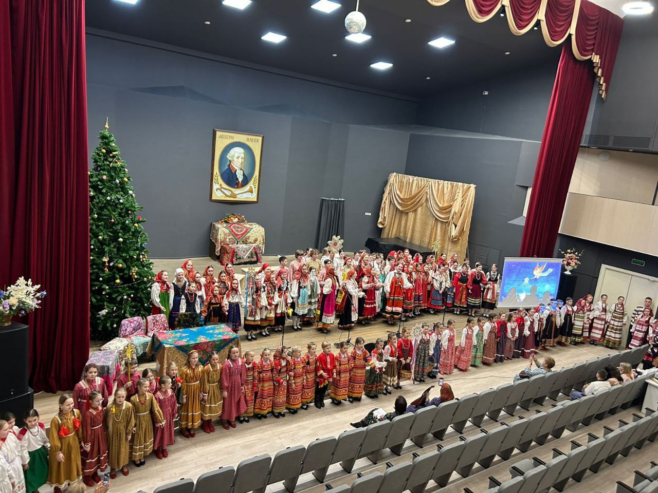 III Открытый фольклорный фестиваль "Рождественский колокольчик"