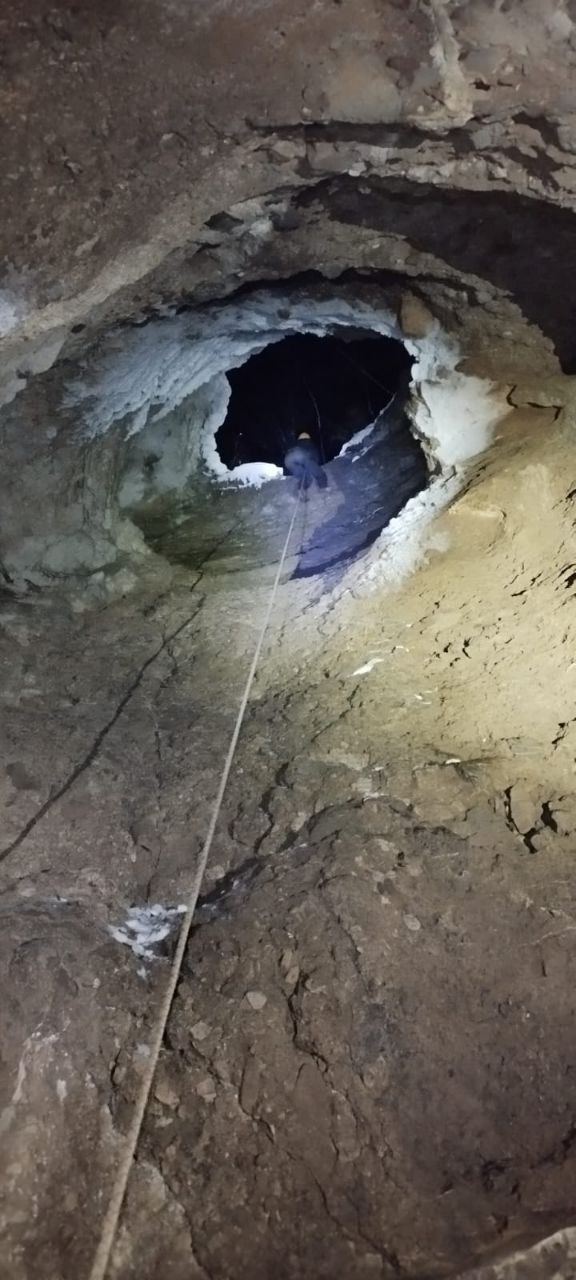 Спуск в пещеру Баджейская с ночёвкой на Базе спелеологов