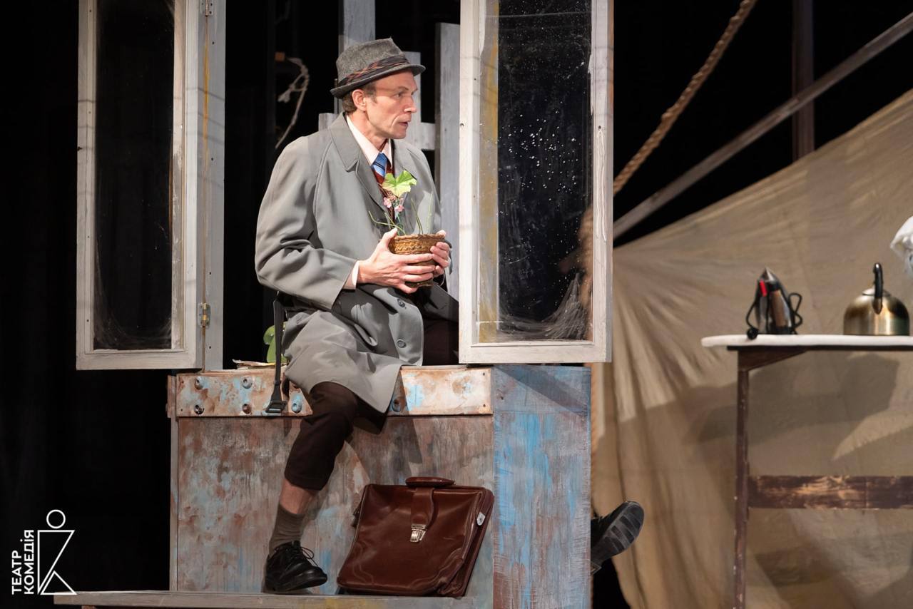 Театральная афиша во второй половине января