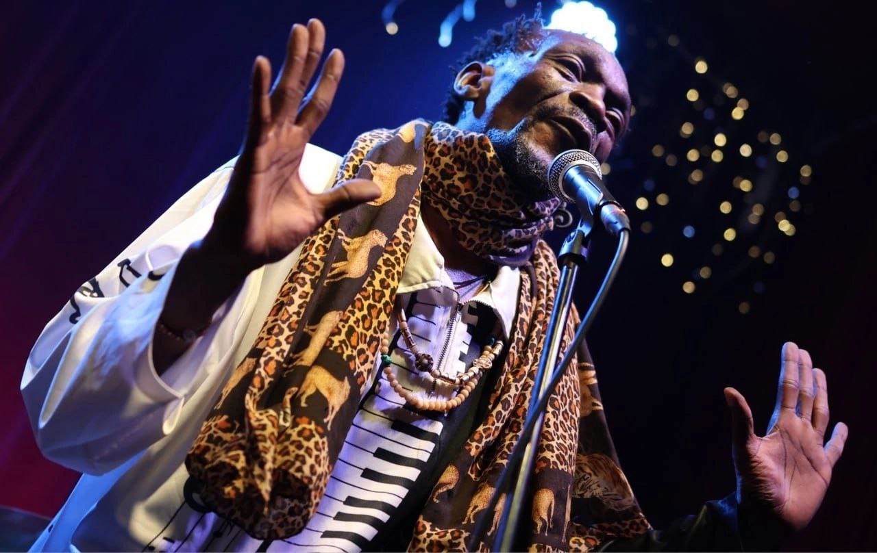 Москва танцует под Simba Vibration