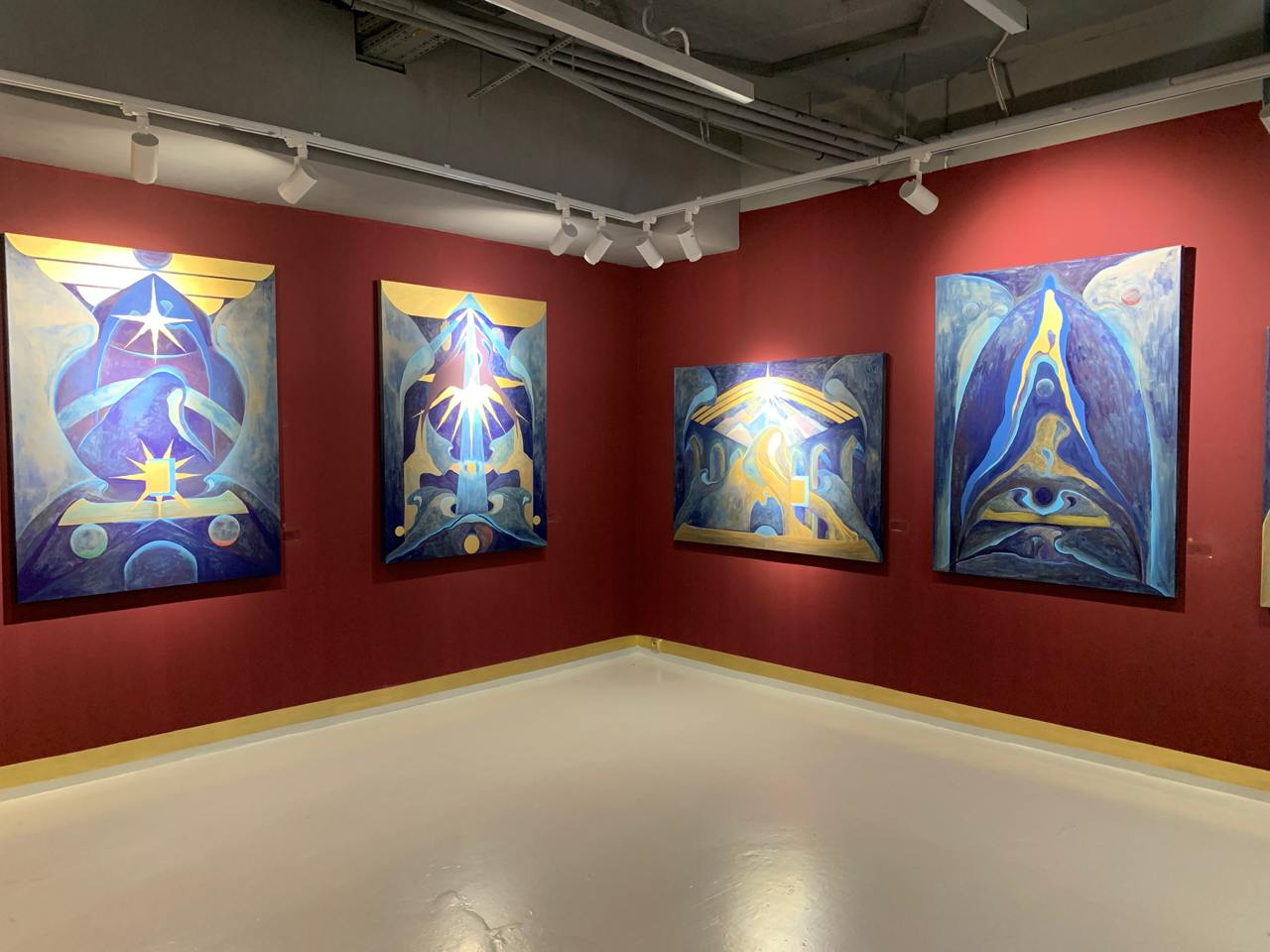 Выставка современного искусства