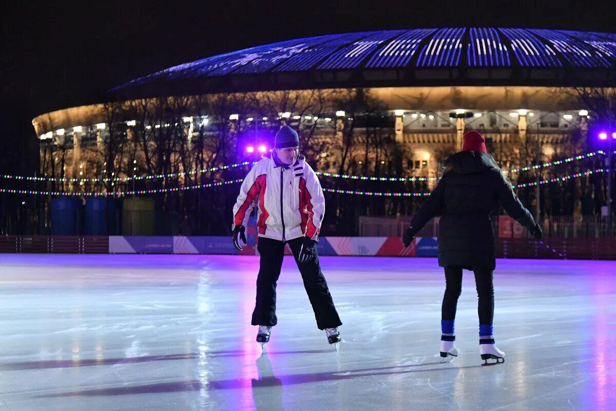 Зимний день Московского спорта на катке в Лужниках