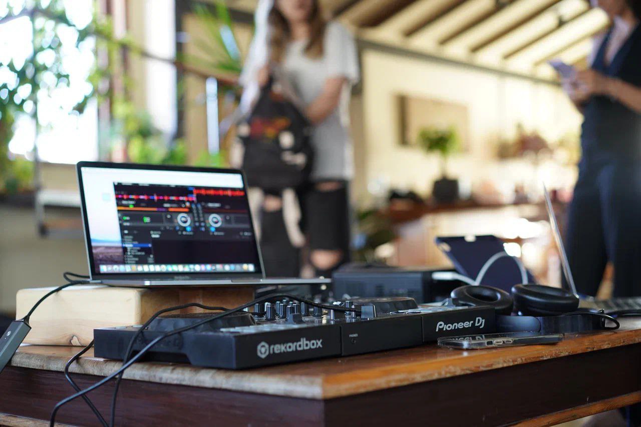 Творчество стирает границы